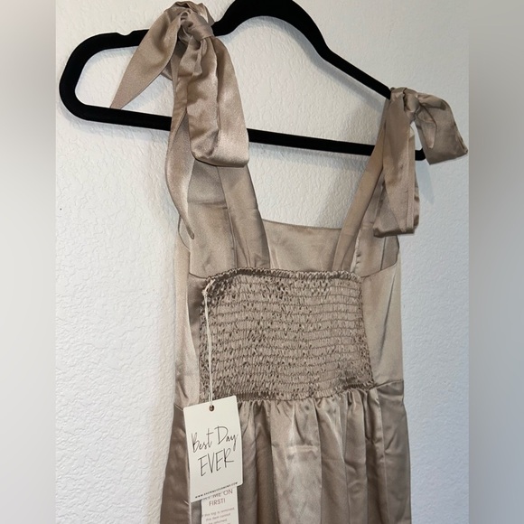 SHOW ME YOUR MUMU Claire Midi Dress Show Me The Ring Luxe Satin Bridesmaid NWT - Picture 7 of 7